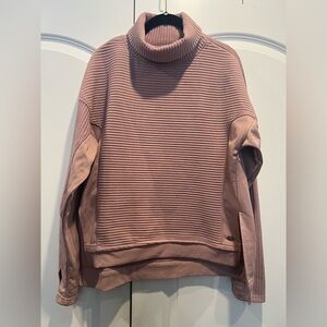 Cozy Ribbed Turtleneck Sweater - Mauve